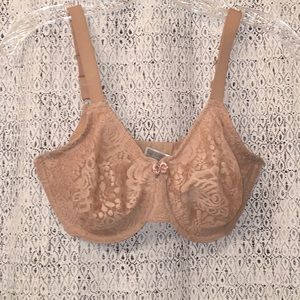Wacoal Halo Lace Convertible Bra