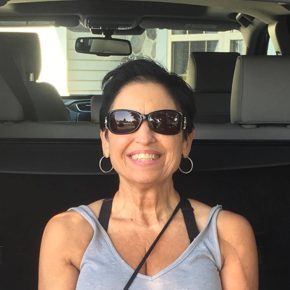 Meet your Posher, Denise