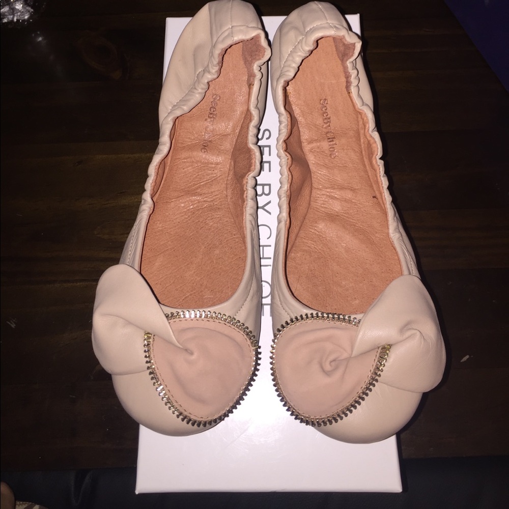 SEE BY CHLOÉ neutral flats brand new in the box