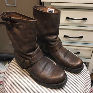 FRYE Veronica boots