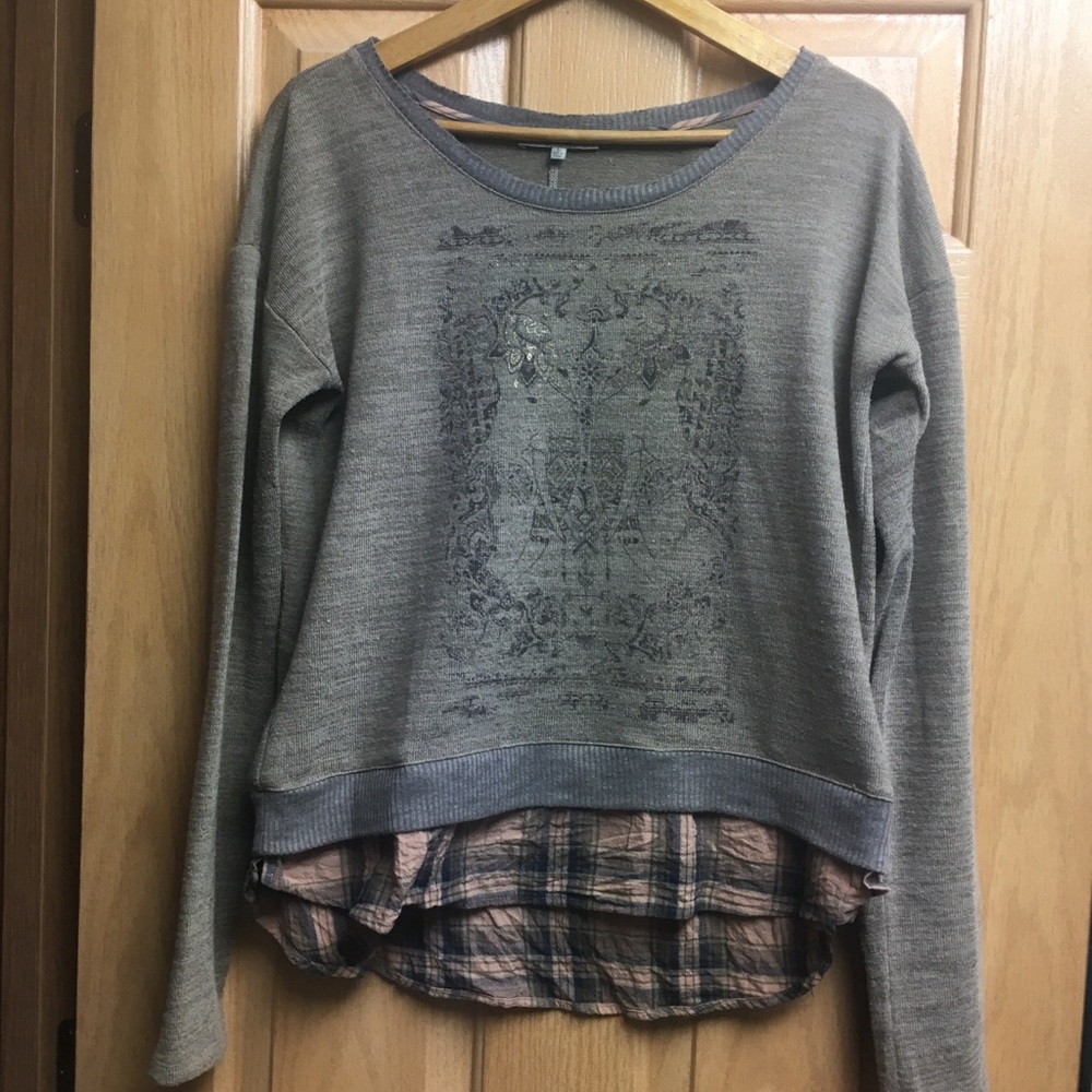Miss Me long sleeve too with plaid size L