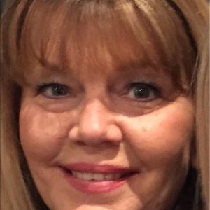 Meet your Posher, Pam