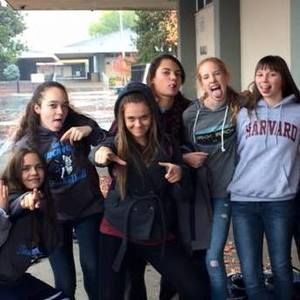 Meet your Posher, Sierra