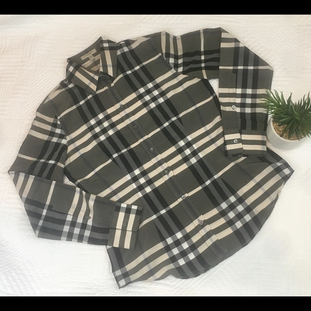 WOMEN'S BURBERRY BEAT CHECK BUTTON DOWN SHIRT