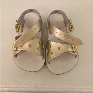 Sea wee sandals