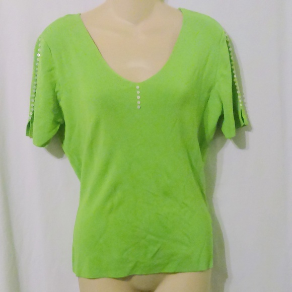 COLOUR WORKS Lime Green Button Accented Knit Top * - Picture 1 of 4