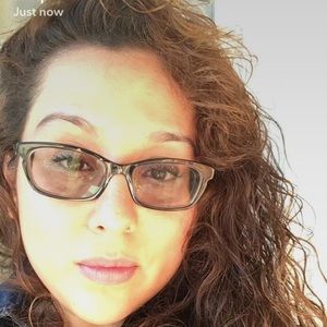 Meet your Posher, Jacqueline