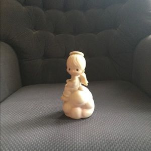 Vintage Precious Moments “My Guardian Angel”