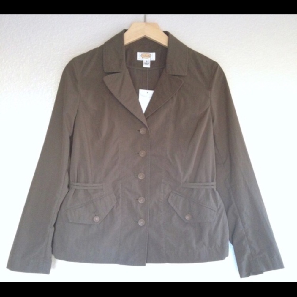NWT, NEW green olive color twill jacket, beautiful