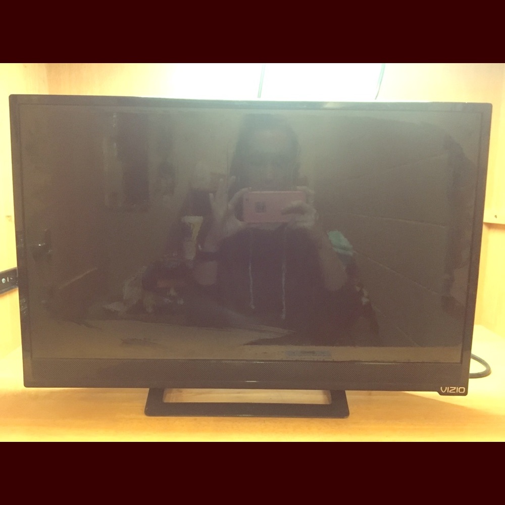 VIZIO 22 inch Smart Tv