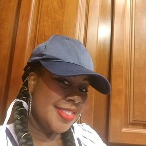 Meet your Posher, Paulette