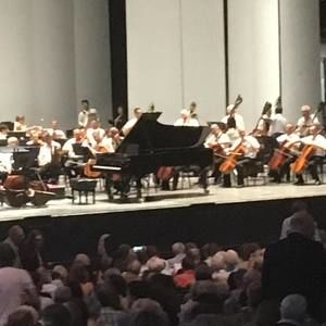 Meet your Posher, Jean