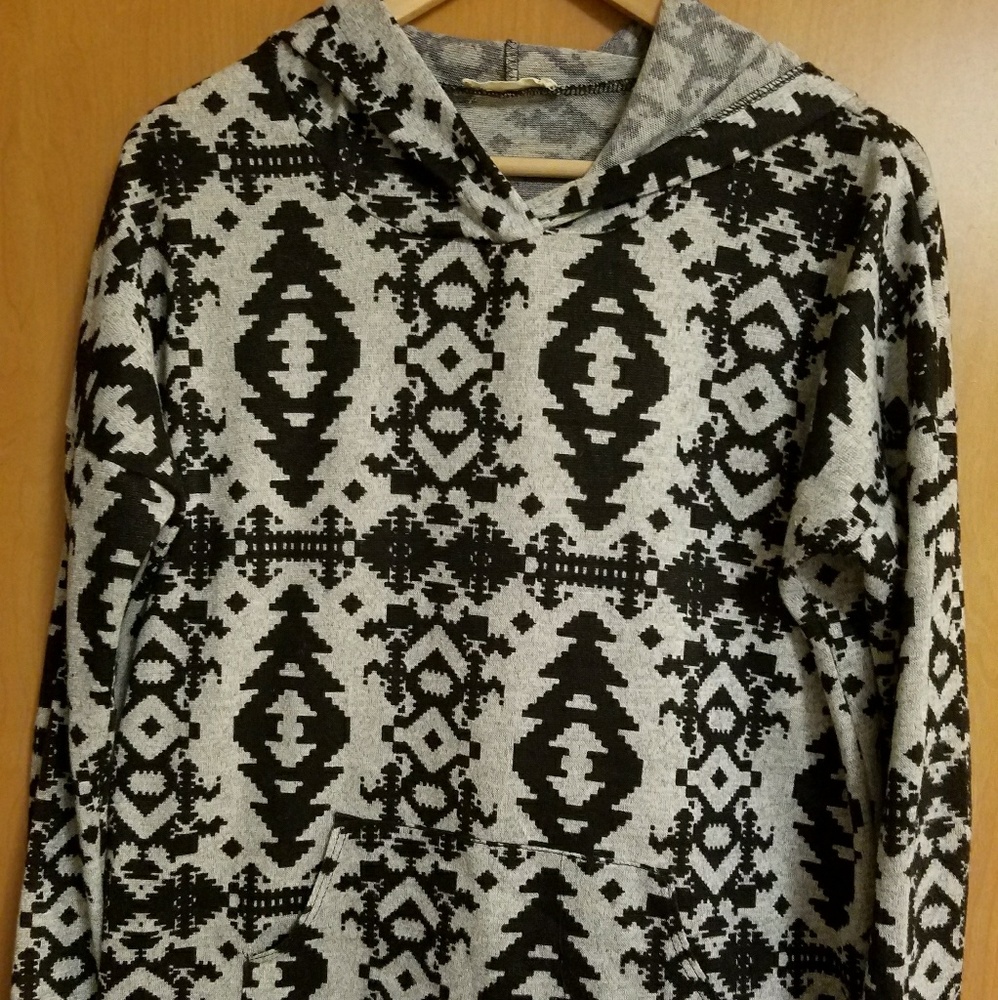 SALE 22nd by Binee Lightweight Hoodie