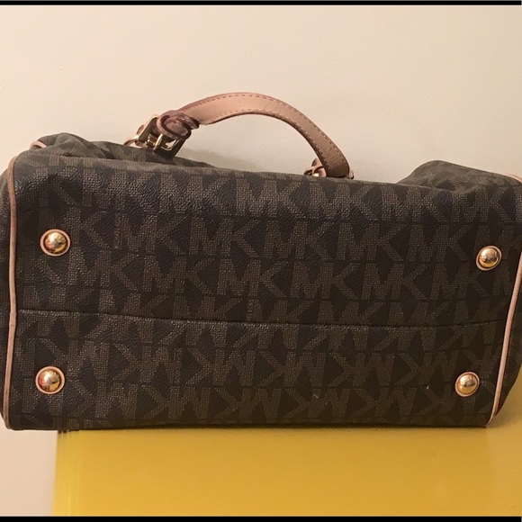 Michael Kors Grayson Large - Picture 2 of 5