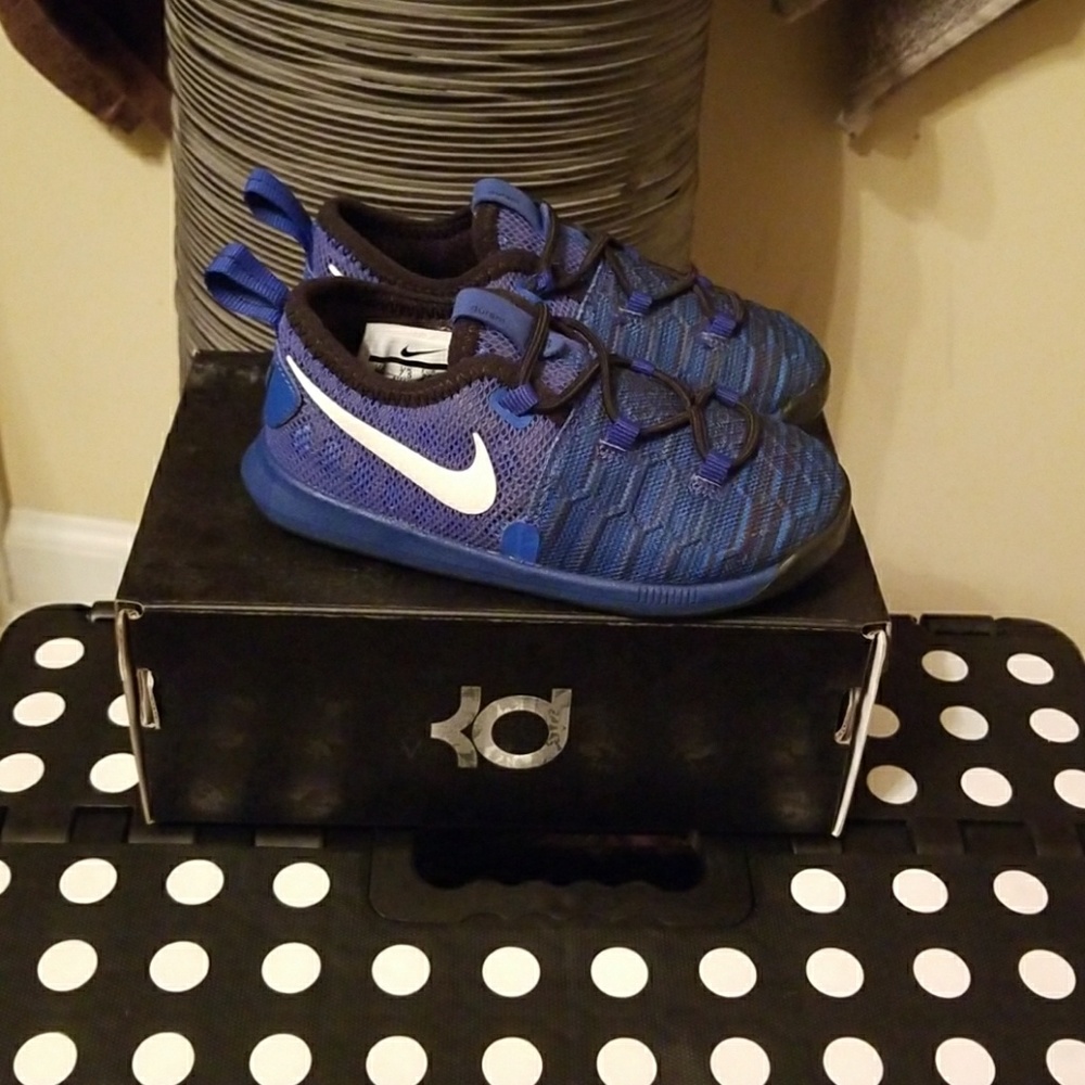 KD9