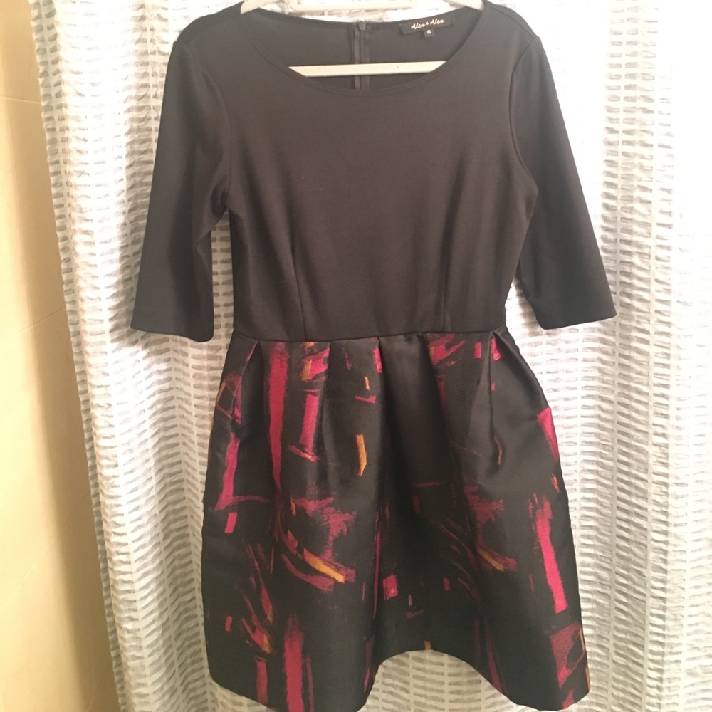 Alex and Alex dress- black top, pink/Gold bottom