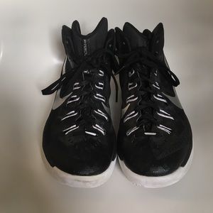 Nike Hyper Dunk Basketball Shoes