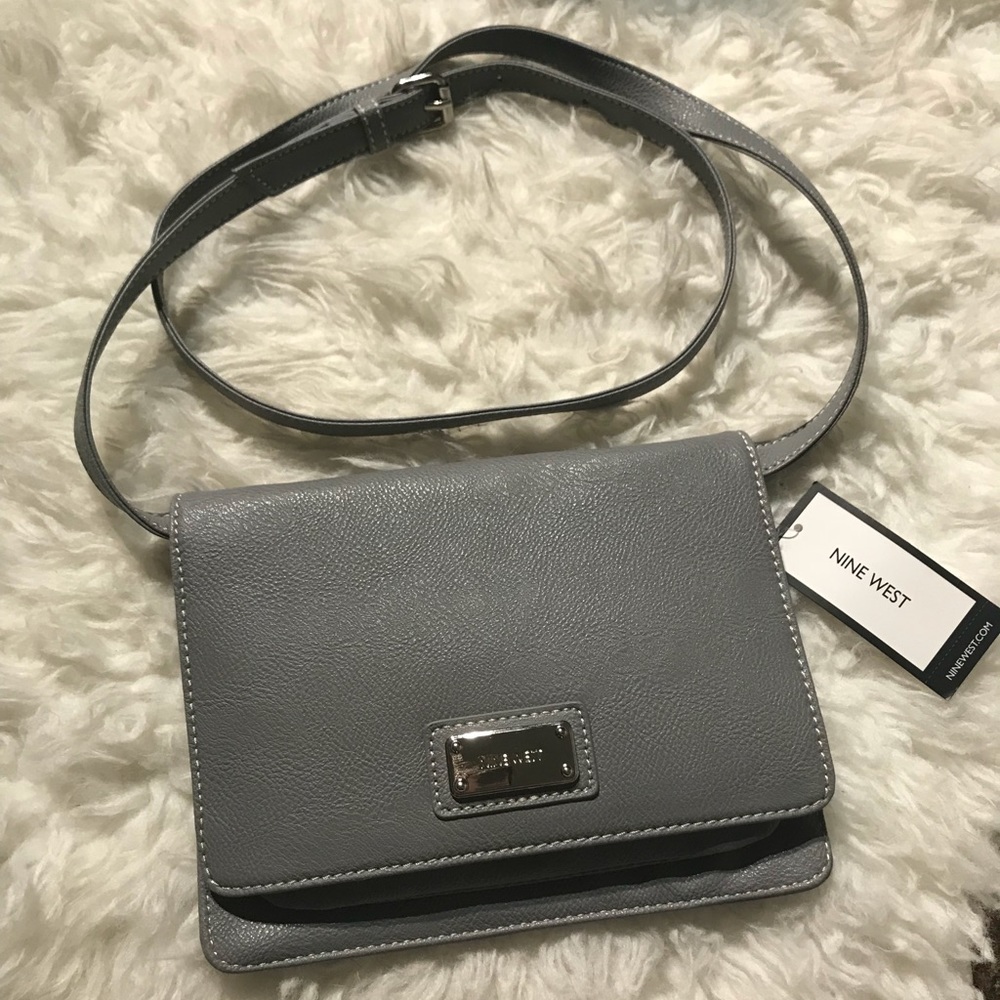 Adorable NINE WEST crossbody purse!