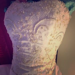 Wedding Dress - NWT Never Worn