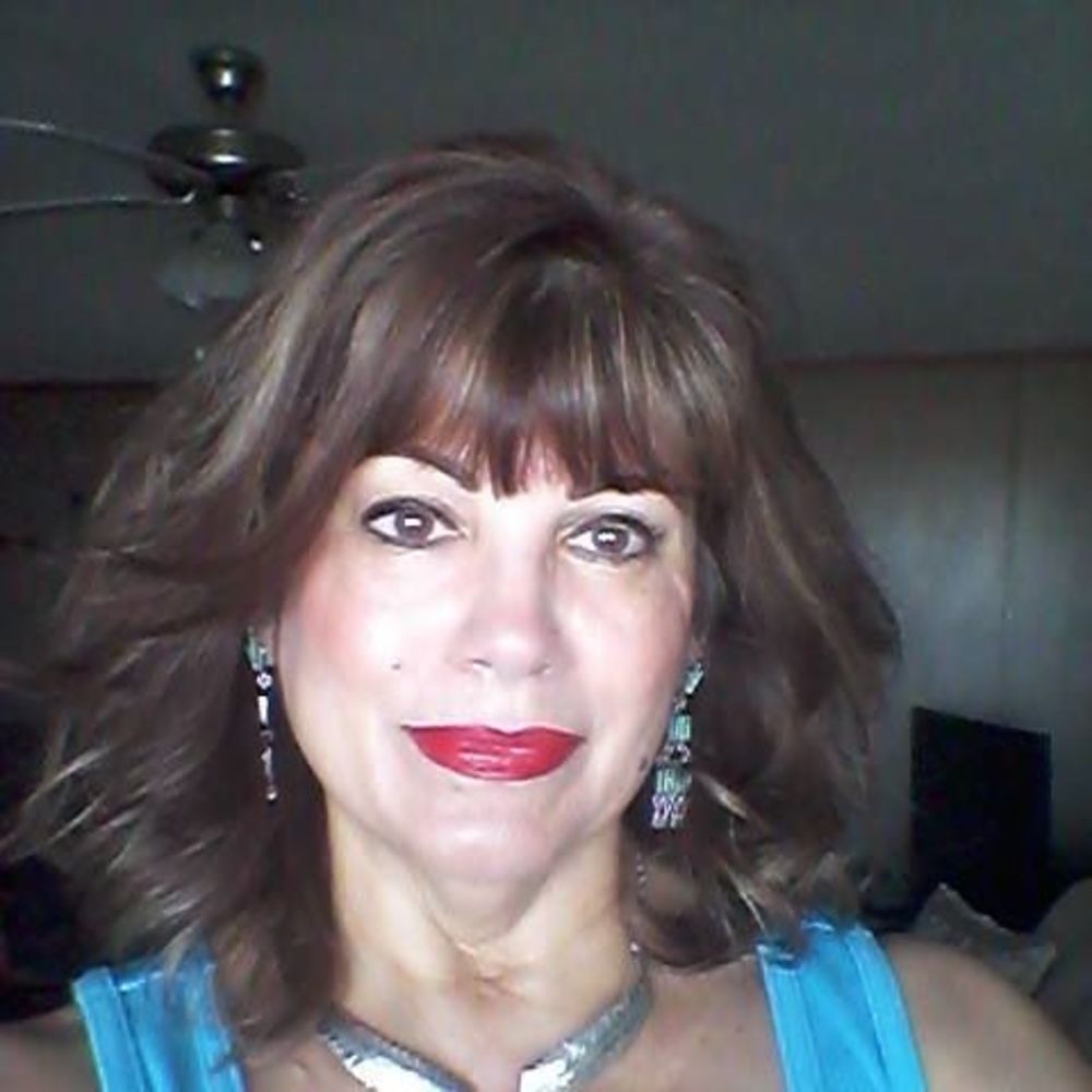 Meet your Posher, Diana