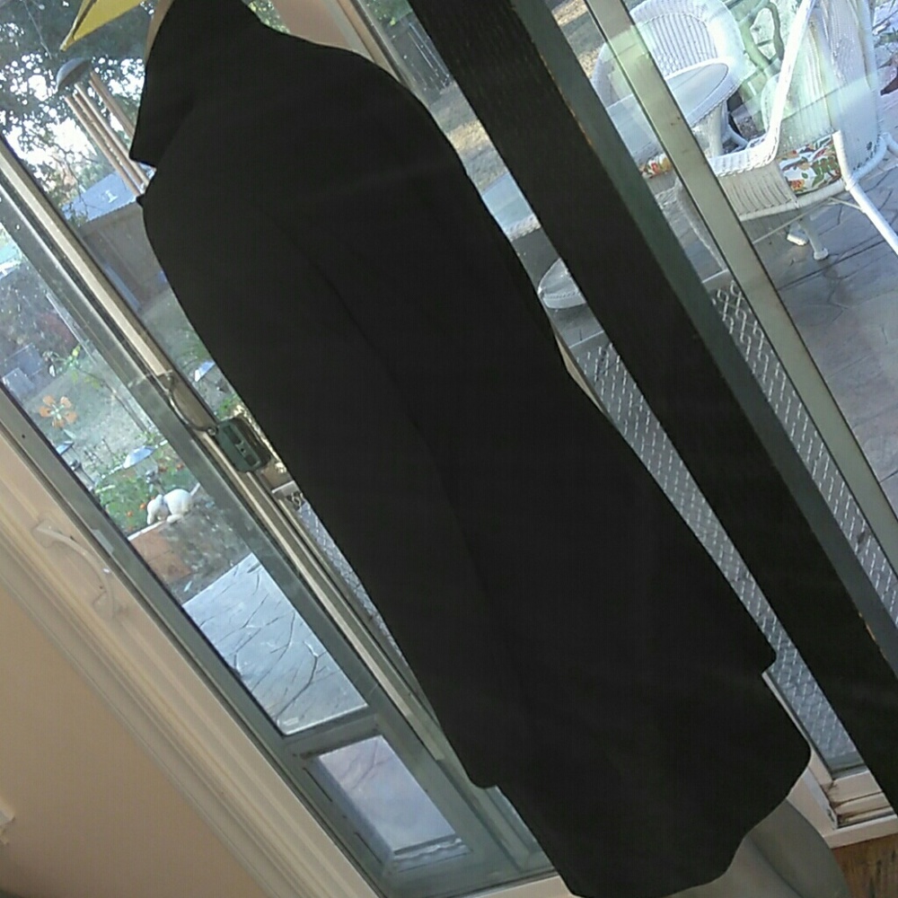 Black Elegance - image 4