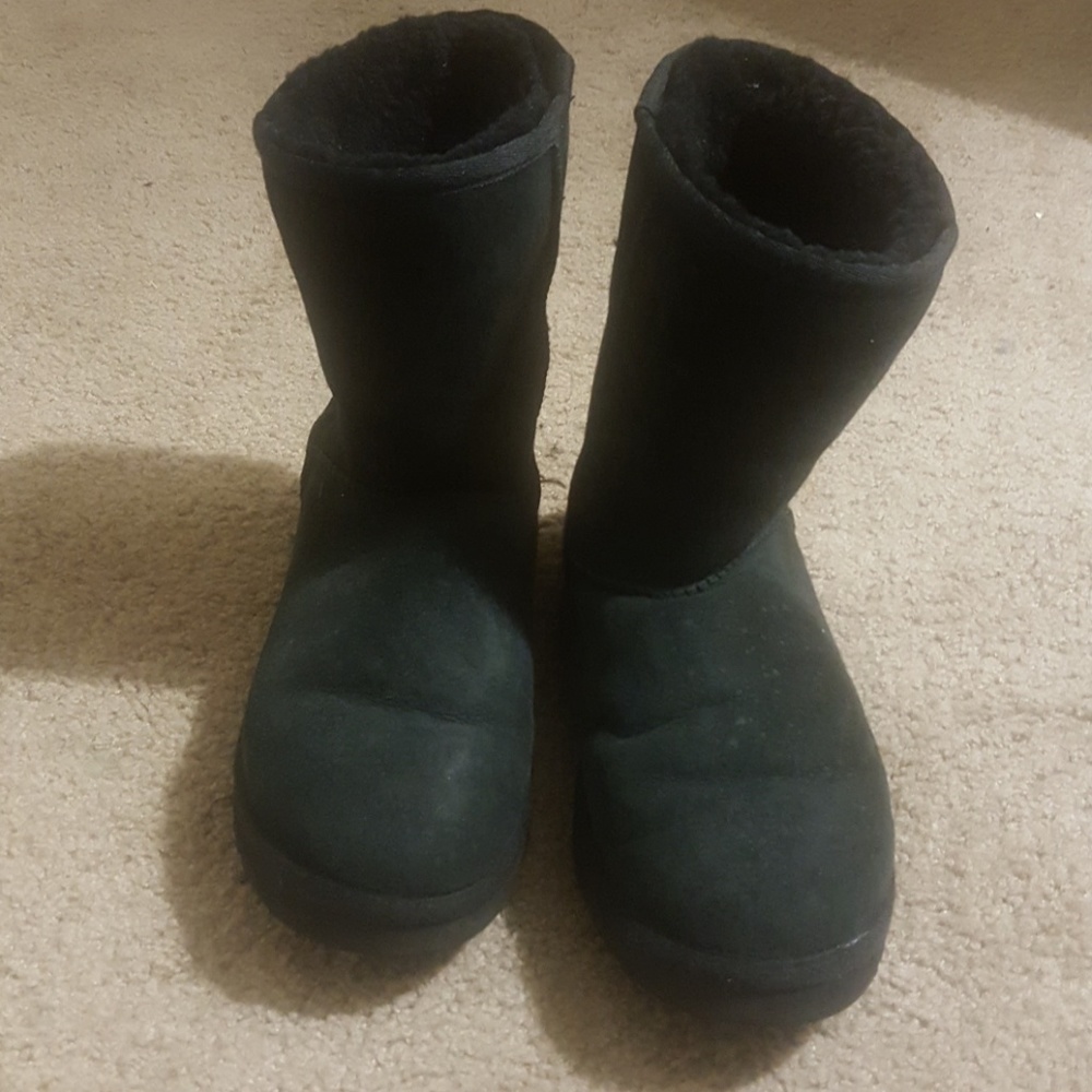 Mid length Ugg Boots
