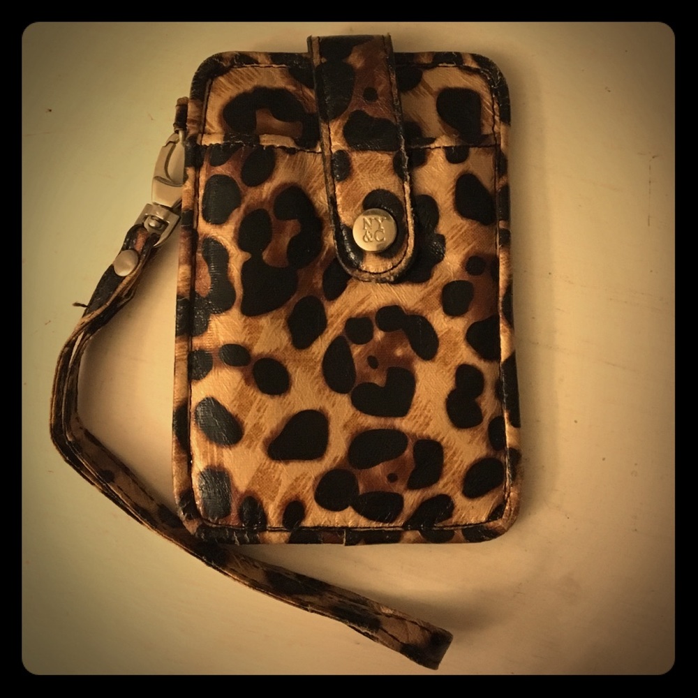 NY&CO Wristlet