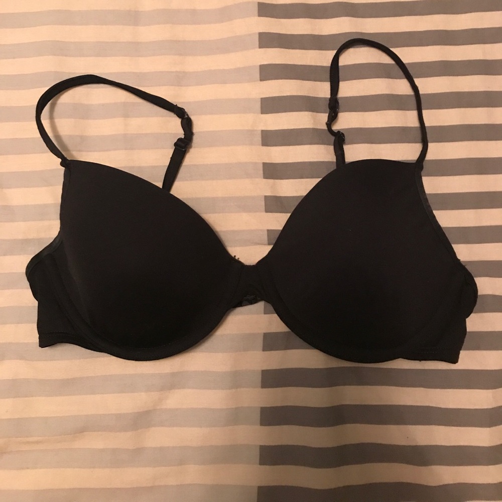 Pink bra lightly lined 36B
