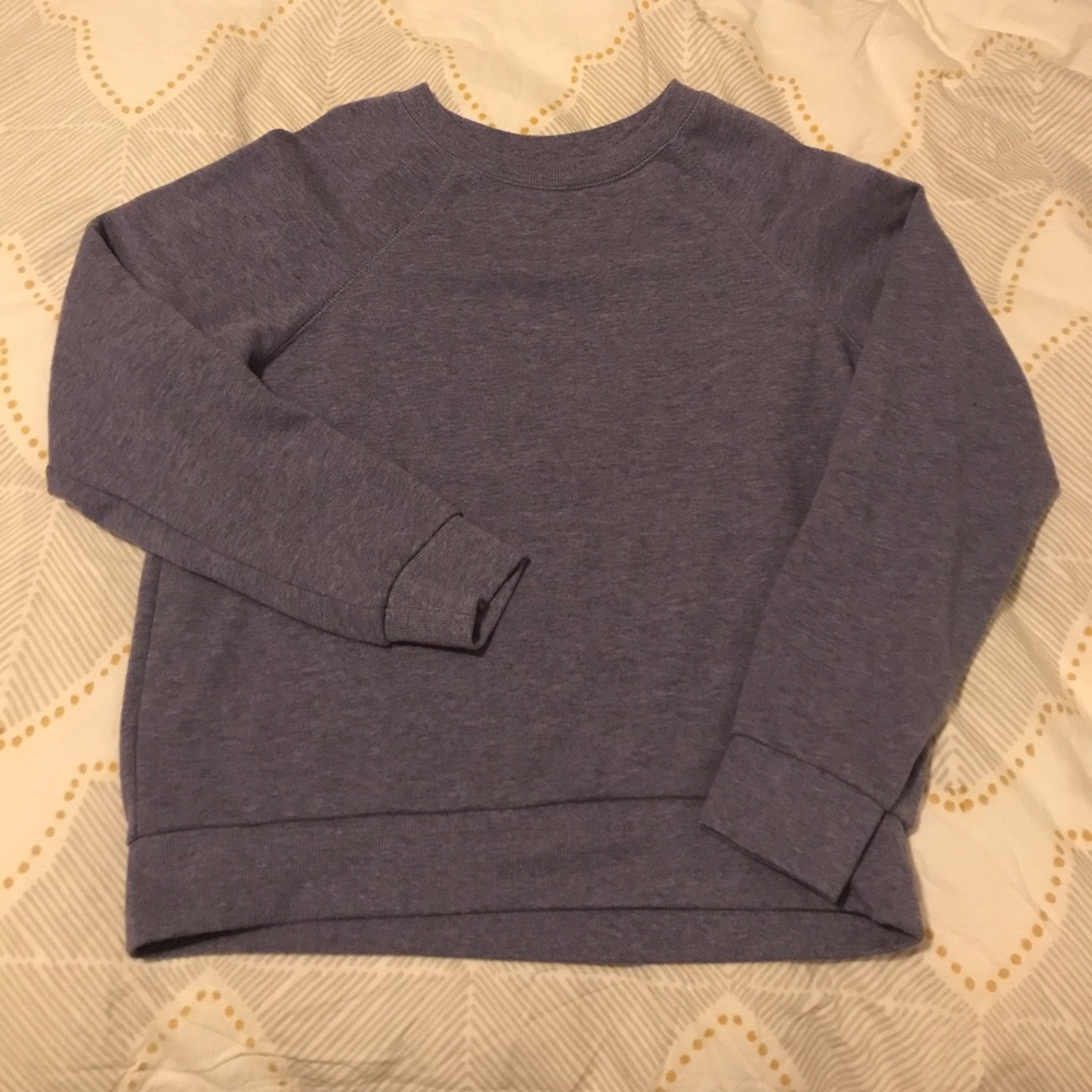 H&M lavender crewneck shirt size S