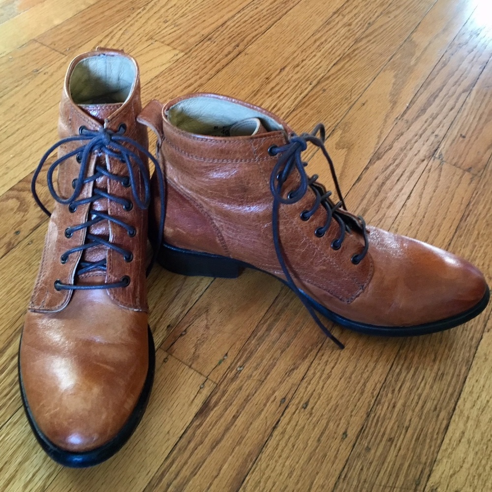 Frye Carson Lace-up Ankle Boots