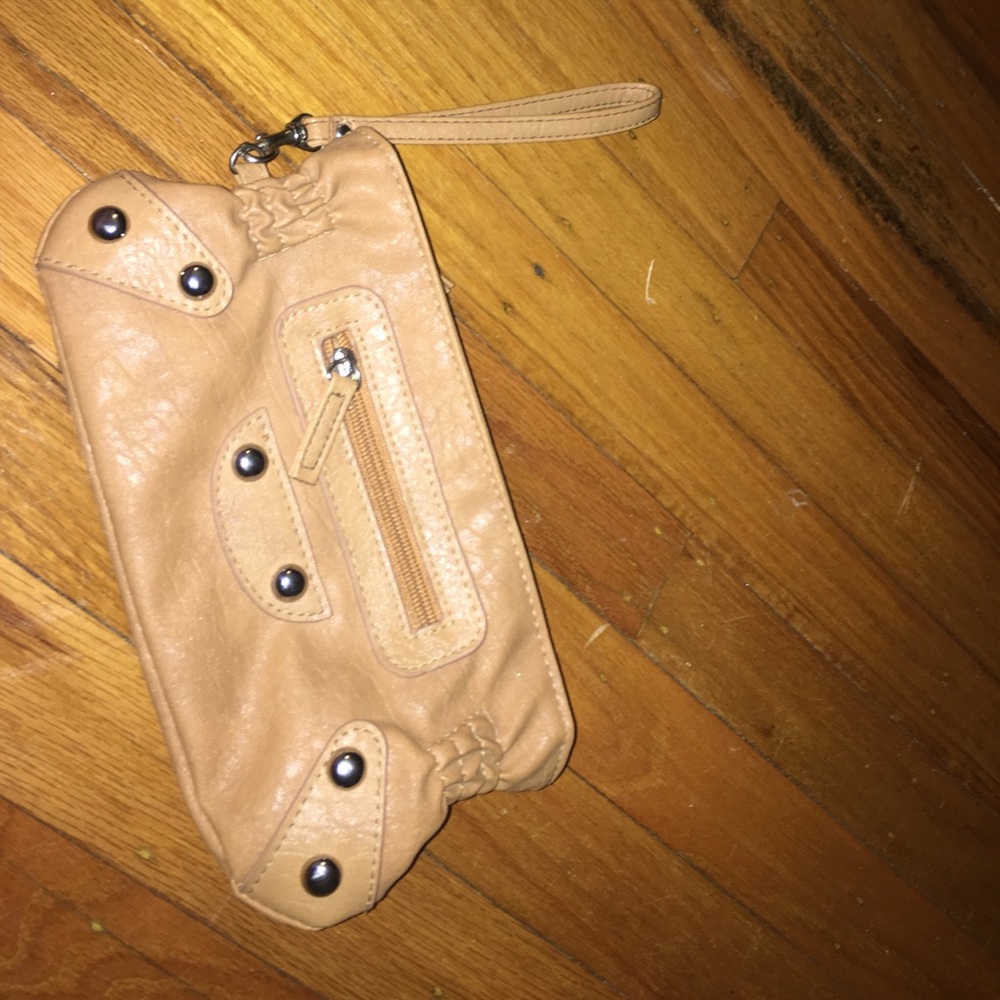 tan purse