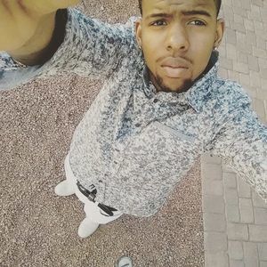 Meet your Posher, Jeffery