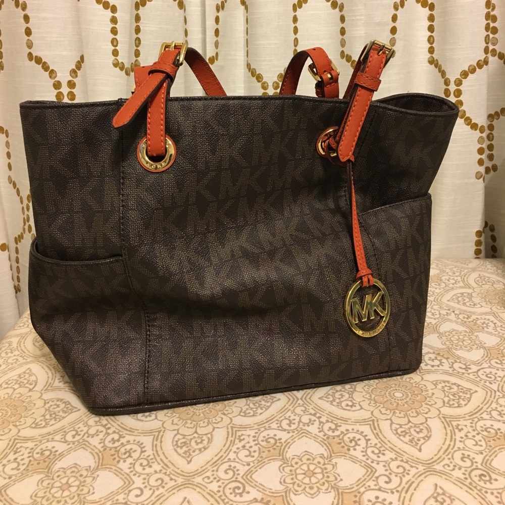 Michael Kors purse