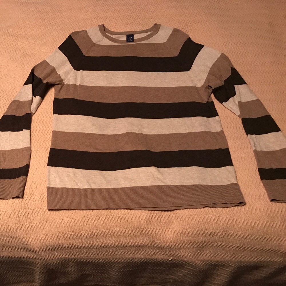 Gap M light weight Sweater