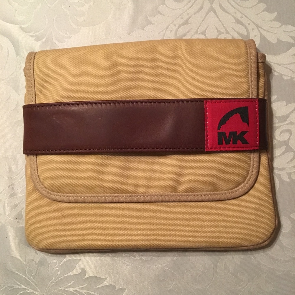 Mountain khakis iPad case