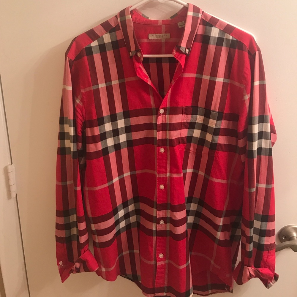 Men’s Burberry button down