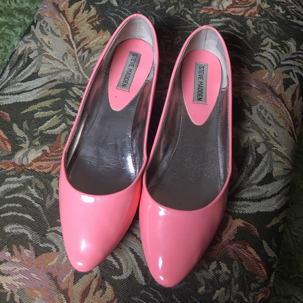 Steve Madden Pointed Toe Pink Flats