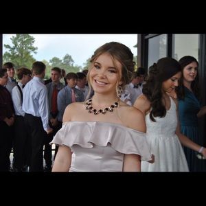 Meet your Posher, Anna