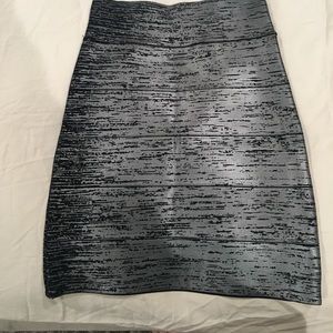 Bcbg max azria bandage skirt xs never worn NWOT