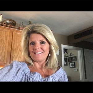 Meet your Posher, Cheryl