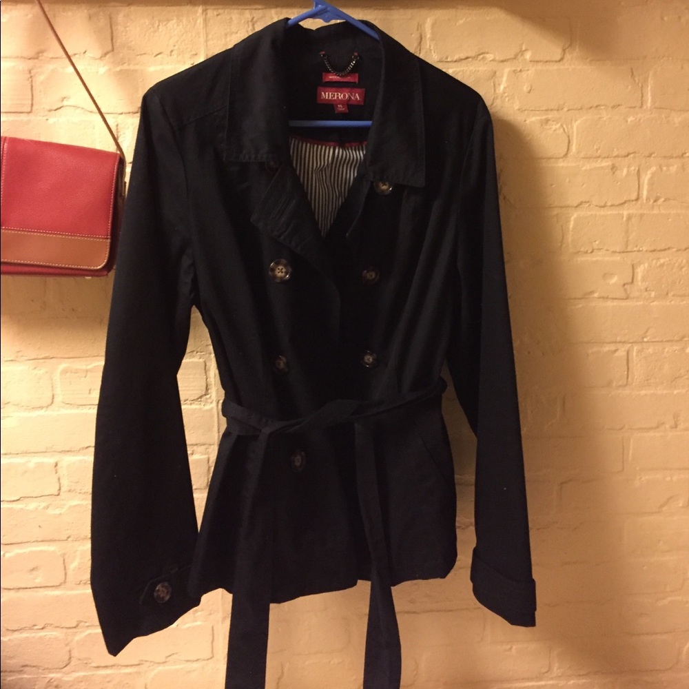 Merona light fall coat size XL