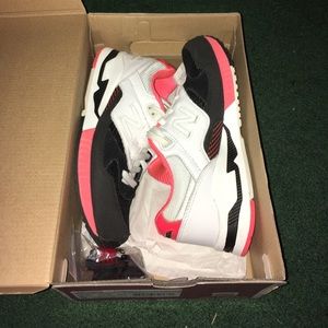 New Balance Sneakers