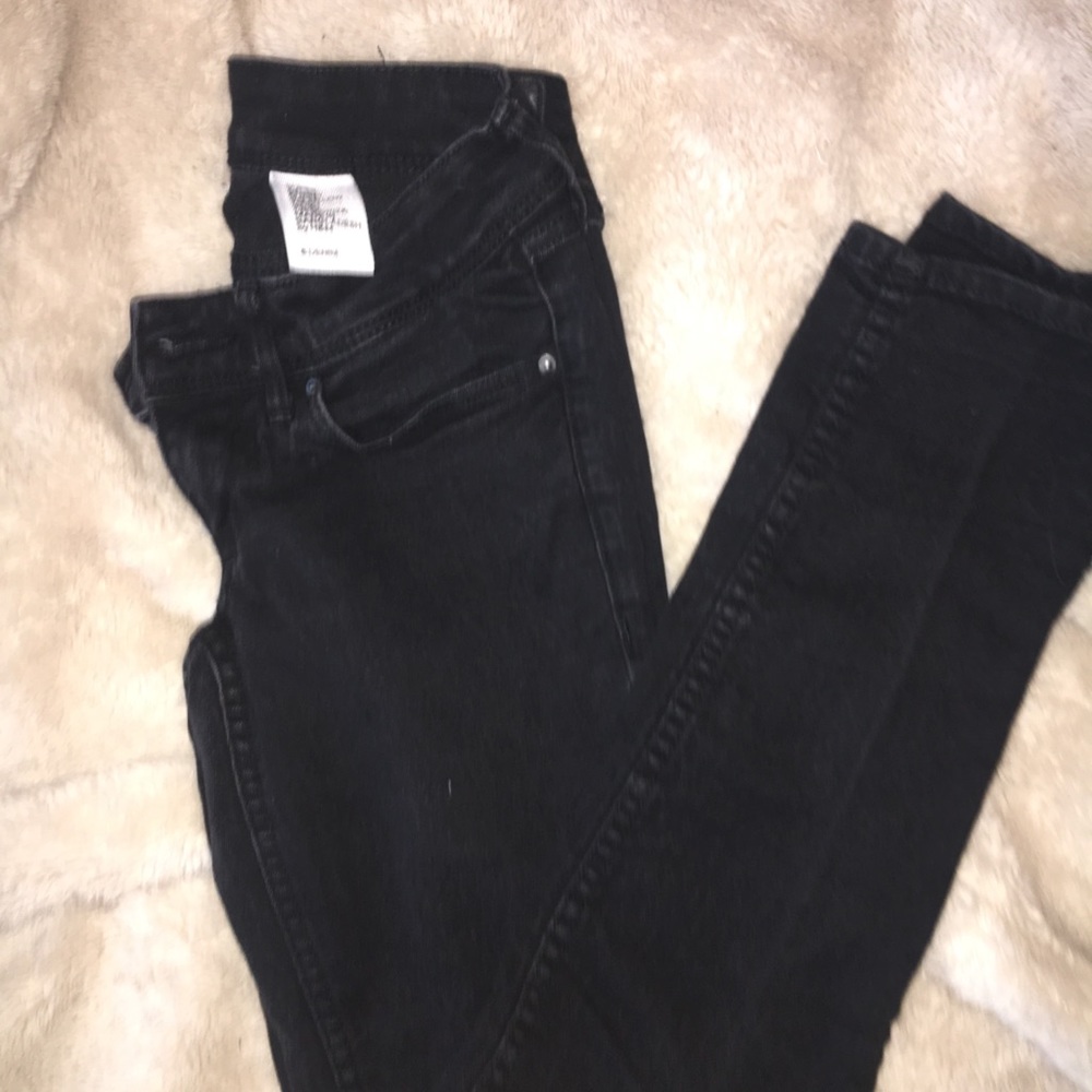 H&M super skinny low rise jeans