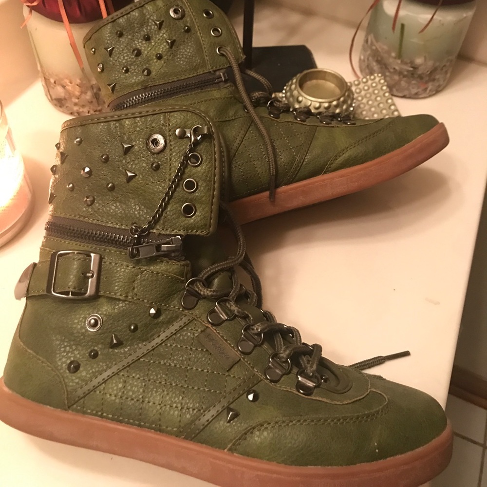 Shoes