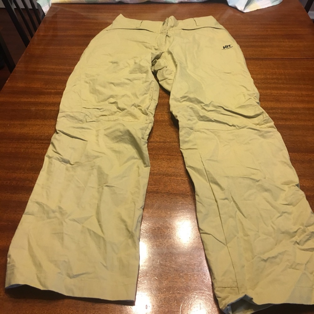 Med women’s Helly Hansen desert pants