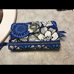 Vera Bradley Wallet & Coin Purse.