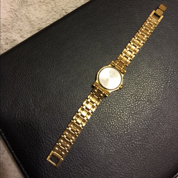 Seiko Gold tone watch