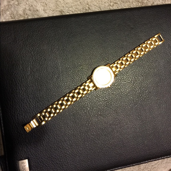 Seiko Gold tone watch main image 5