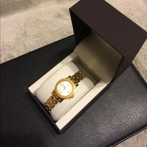 Seiko Gold tone watch main image 4