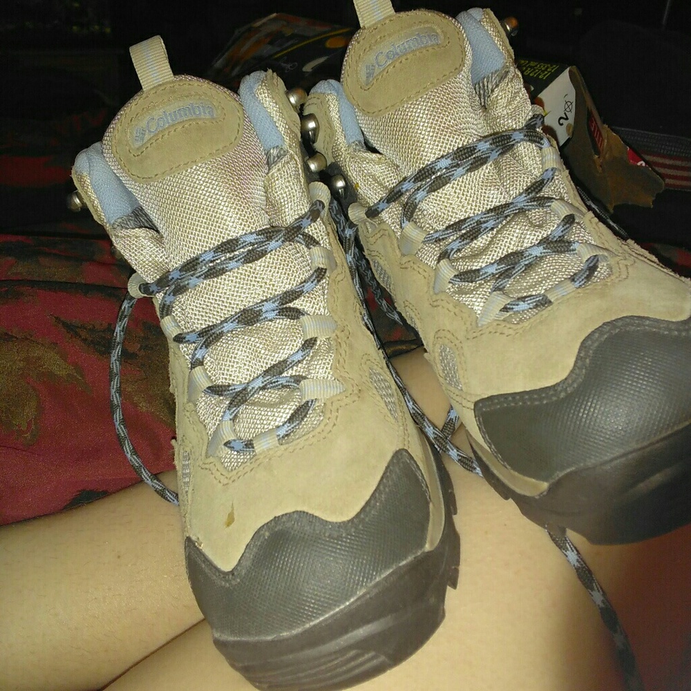 Columbia omni tech boots